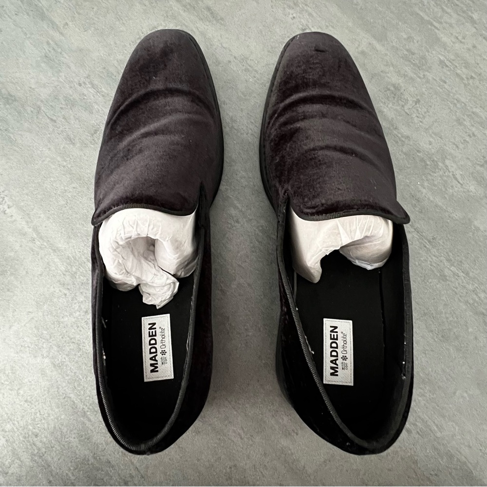 Madden With Ortholite Black Velvet Slip On Loafers Shoes - Men’s Size 11 - Picture 2 of 9